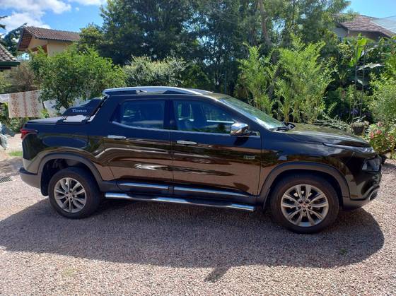 FIAT TORO 2.0 16V TURBO DIESEL RANCH 4WD AT9